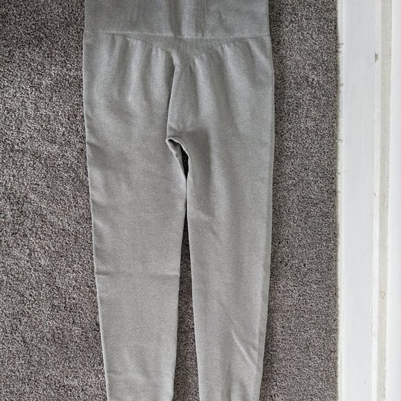 Tala Pale Grey Leggings Sz. L - Picture 8 of 8